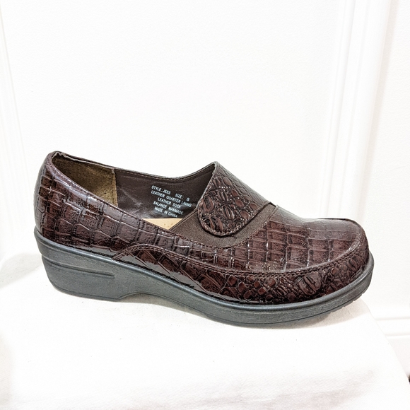 Duck head leather clogs - Picture 8 of 15